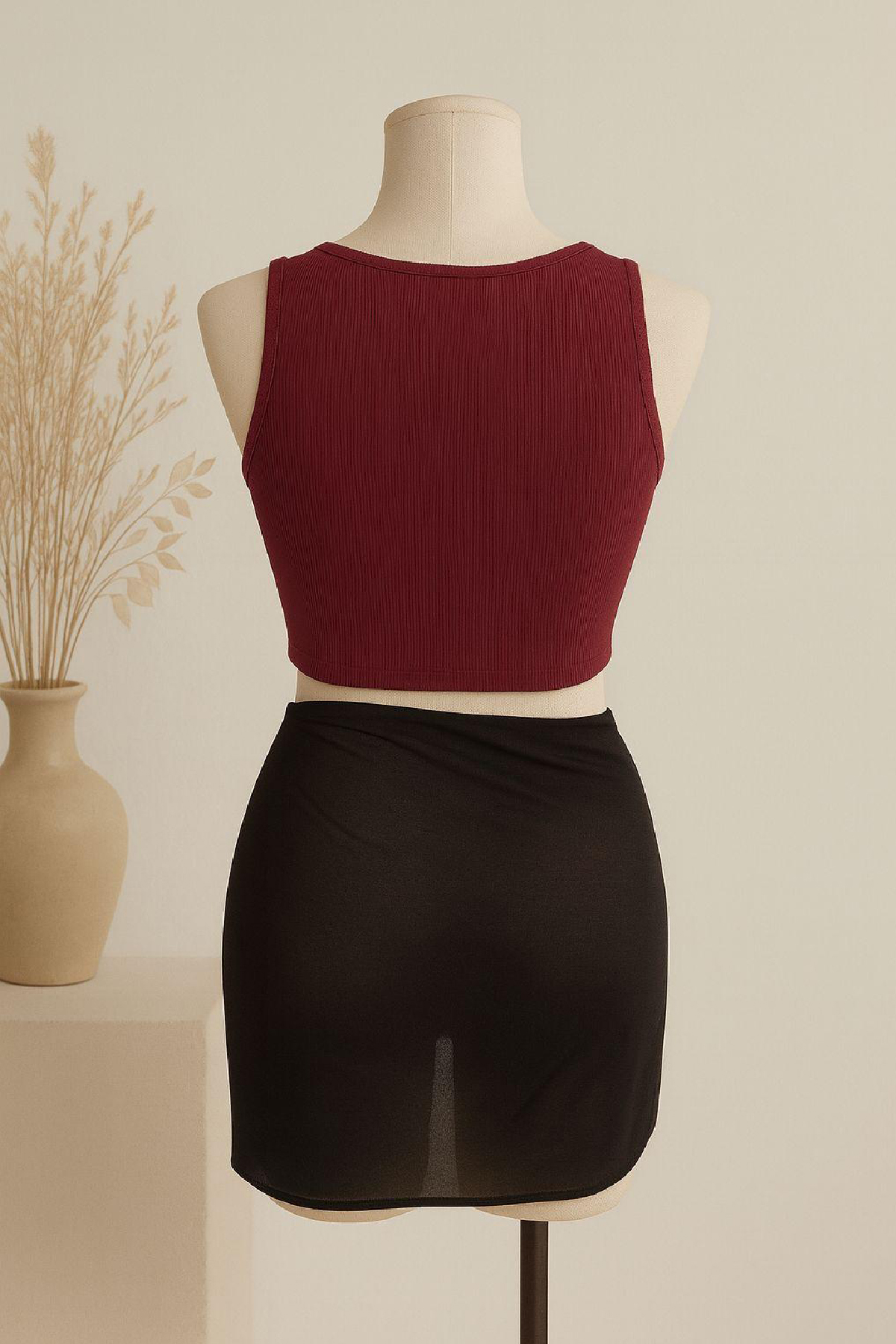 Kadın Bordo Yuvarlak Yaka Crop ve Siyah Pareo 2'li Set – Modern ve Şık Tasarım - Görsel 4