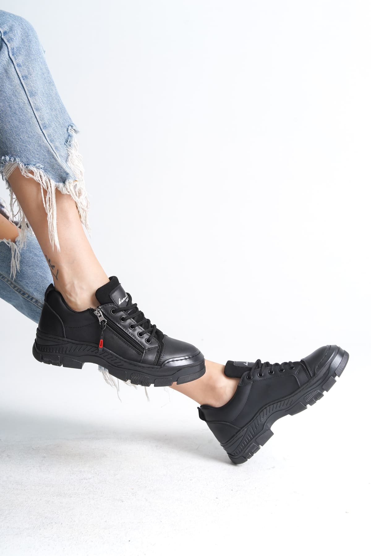 AGATHA Bağcıklı Fermuarlı Ortopedik Taban Kadın Sneaker Spor Ayakkabı CST - Siyah - Görsel 4
