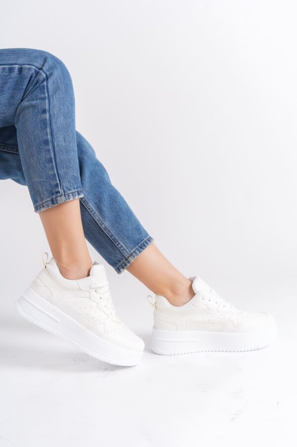 ALESSI Bağcıklı Ortopedik Taban Kadın Sneaker Spor Ayakkabı CBT - Kırık Beyaz - Görsel 3