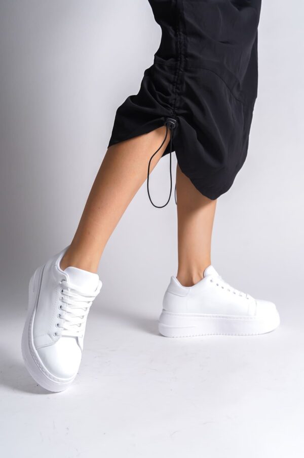 BIANA Bağcıklı Ortopedik Taban Kadın Sneaker Spor Ayakkabı  CBT - Beyaz - Görsel 2