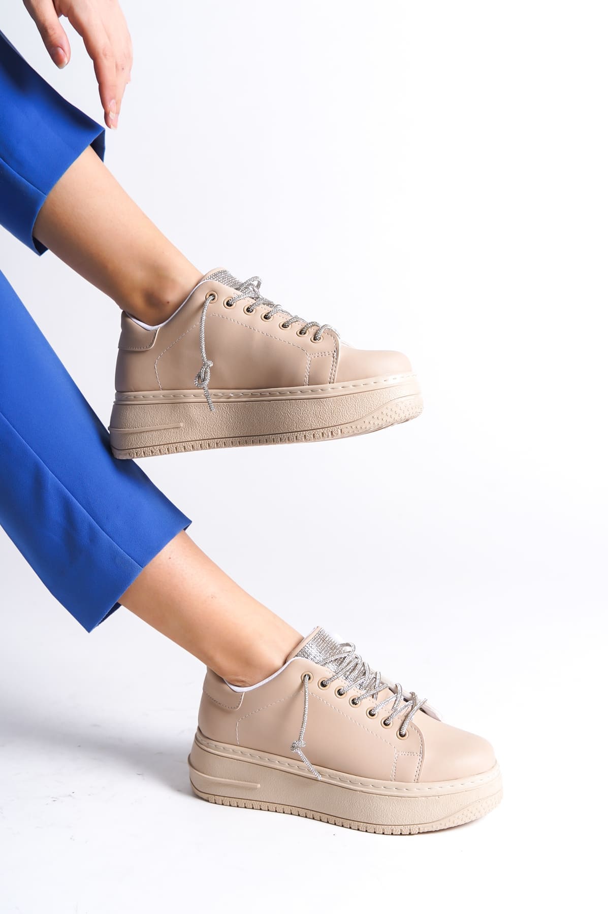 DELLA Bağcıklı Ortopedik Taban Taşlı Kadın Sneaker Spor Ayakkabı CTT - Ten - Görsel 2