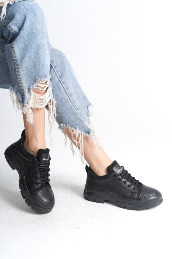 JANE Bağcıklı Ortopedik Taban Kadın Sneaker Spor Ayakkabı  CST - Siyah - Görsel 4