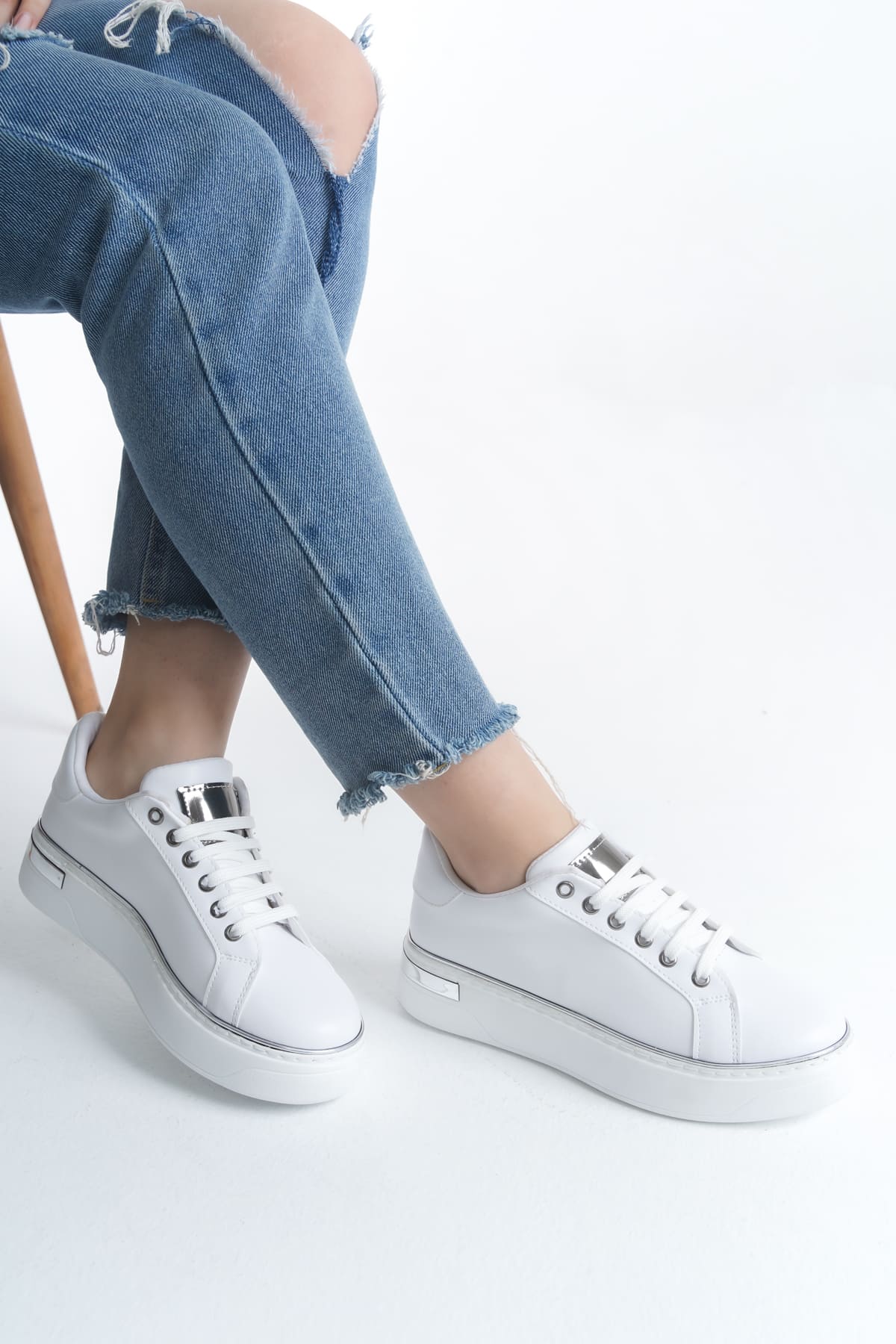 MINA Bağcıklı Ortopedik Taban Kadın Sneaker Spor Ayakkabı  CBT - Beyaz/Gümüş - Görsel 2