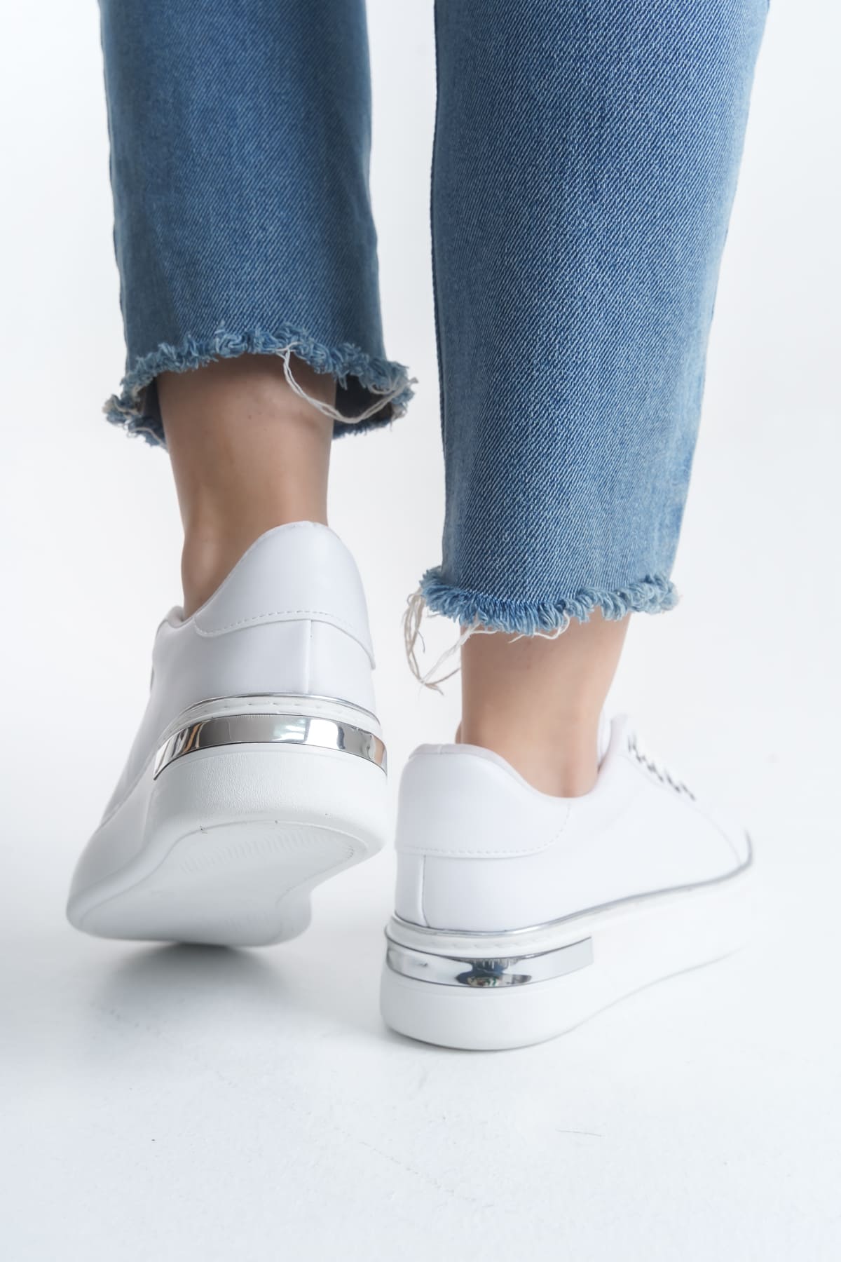 MINA Bağcıklı Ortopedik Taban Kadın Sneaker Spor Ayakkabı  CBT - Beyaz/Gümüş - Görsel 3