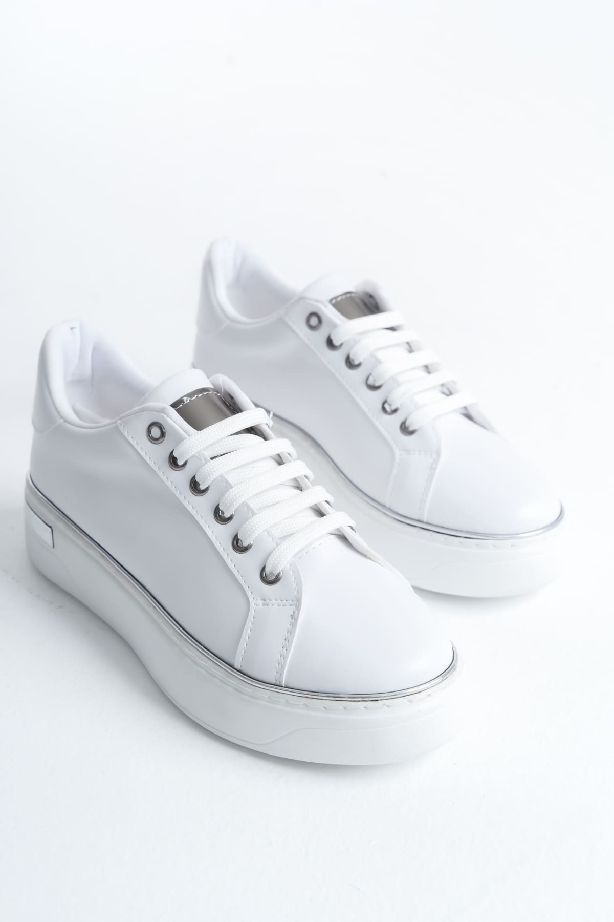 MINA Bağcıklı Ortopedik Taban Kadın Sneaker Spor Ayakkabı  CBT - Beyaz/Gümüş - Görsel 4