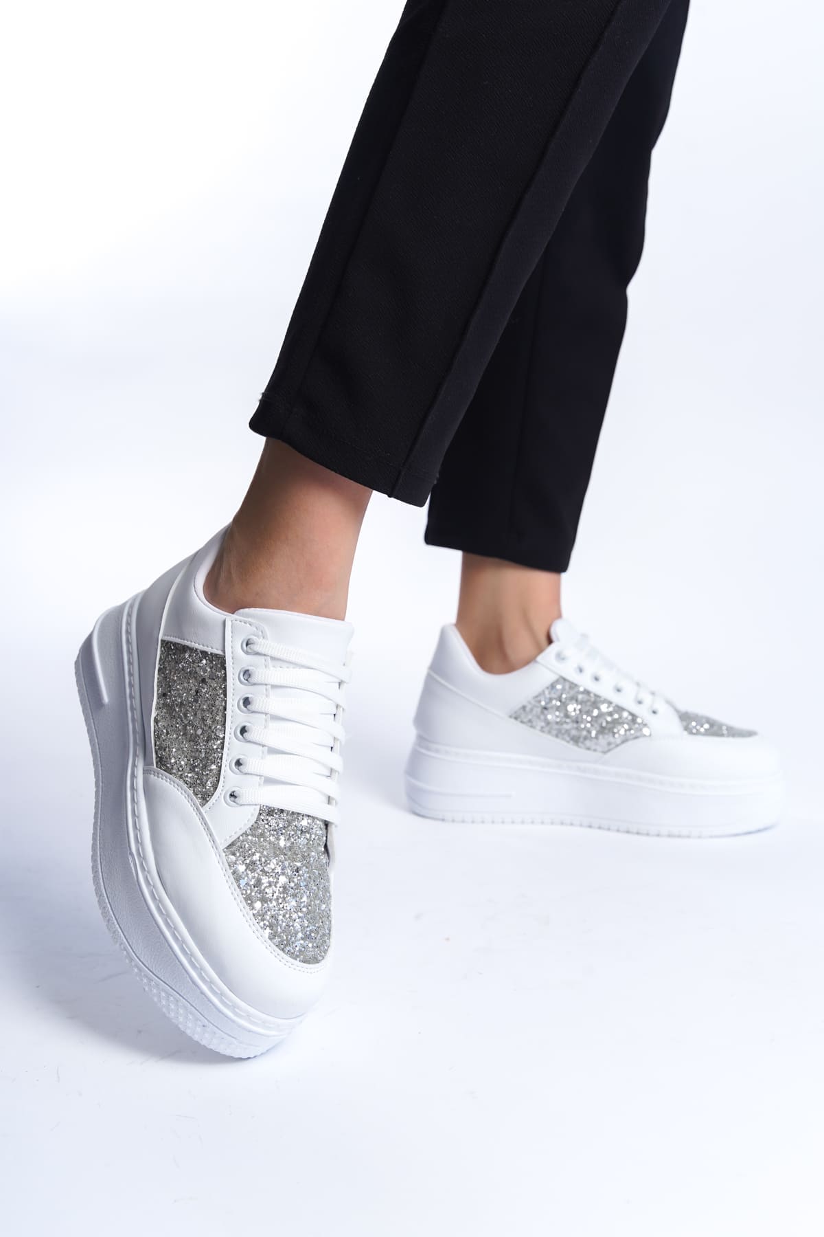 MIPA Bağcıklı Ortopedik Taban Simli Kadın Sneaker Spor Ayakkabı  CBT - Beyaz