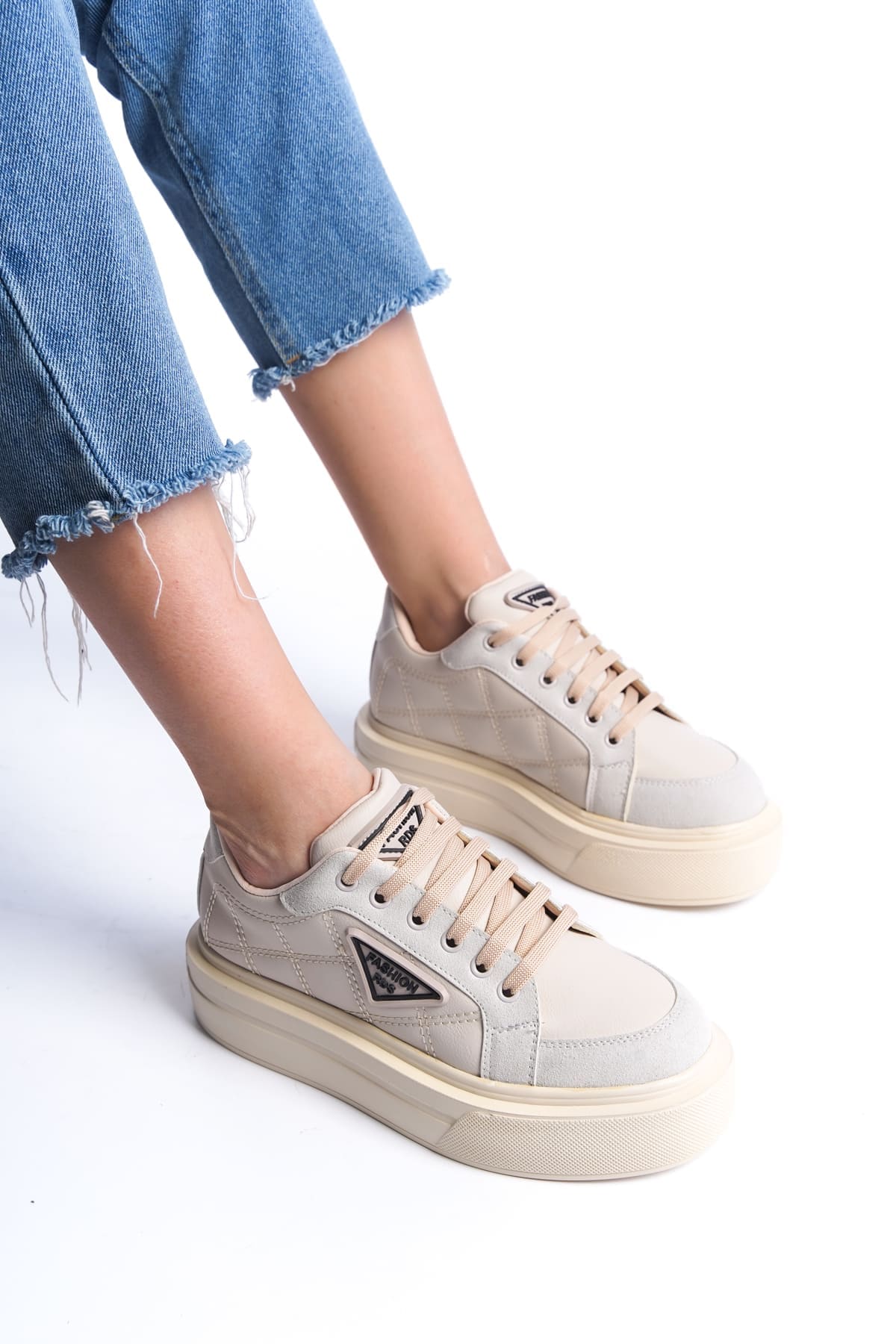 PRAG Bağcıklı Ortopedik Taban Desenli Kadın Sneaker Spor Ayakkabı  CKT - Krem - Görsel 2