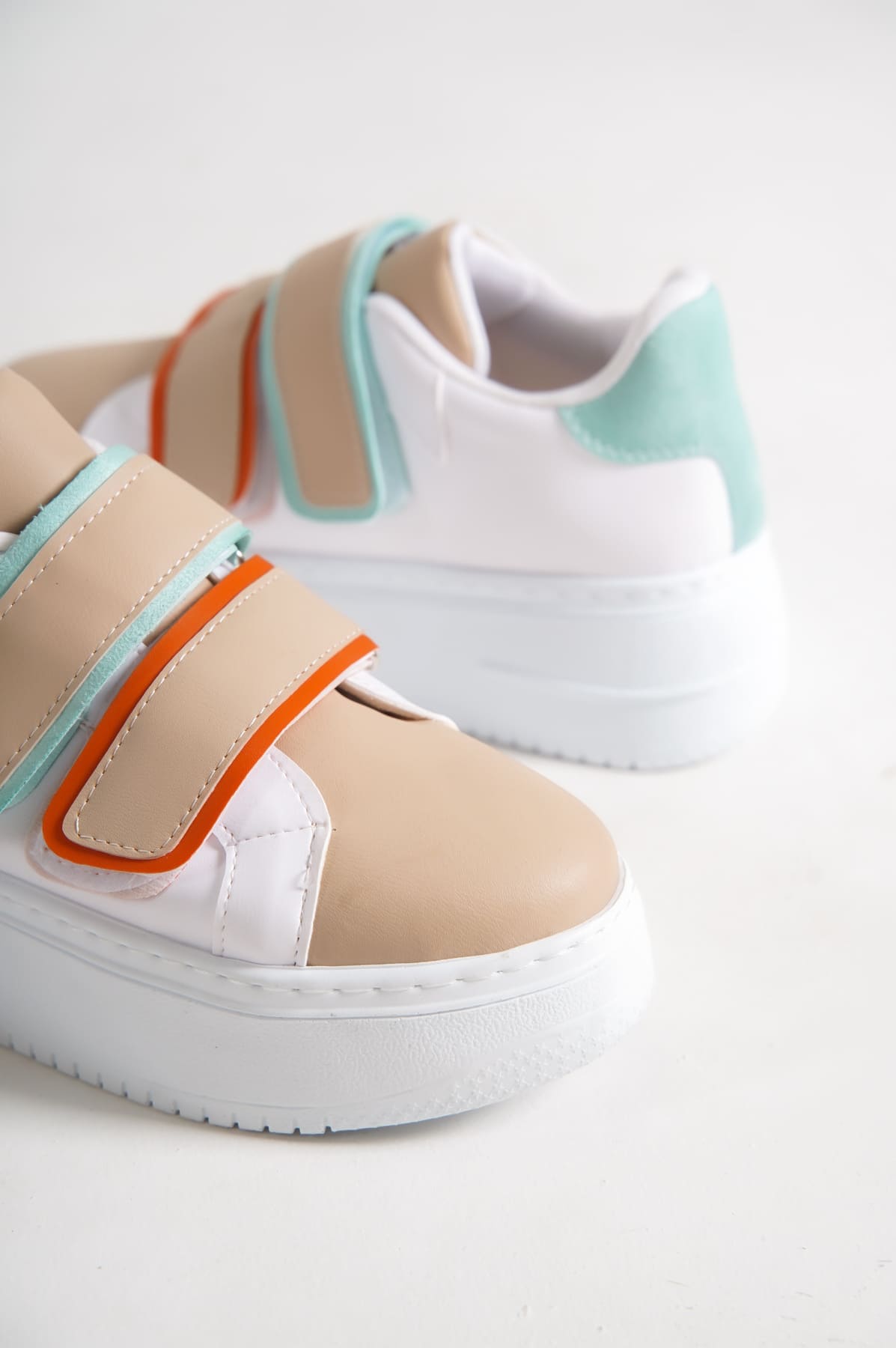 VALENCIA Bağcıksız Cırt Cırtlı Ortopedik Taban Kadın Sneaker Spor Ayakkabı CBT - Beyaz/Ten/Mavi - Görsel 5